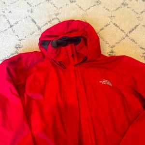 Mens L Northface rain jacket